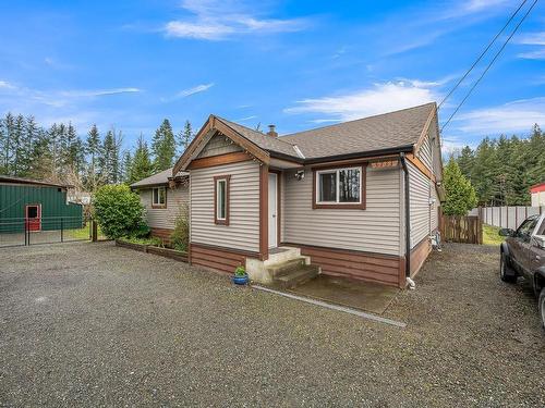5733 Island Hwy North, Courtenay, BC - Outdoor With Exterior