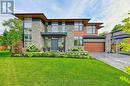 11 Woodbourne Court, Niagara-On-The-Lake, ON  - Outdoor With Facade 