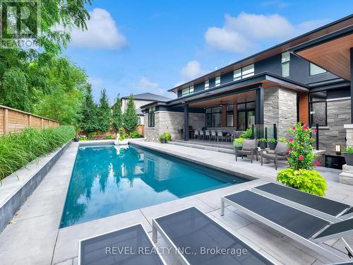 11 Woodbourne Court, Niagara-On-The-Lake, ON - Outdoor With In Ground Pool