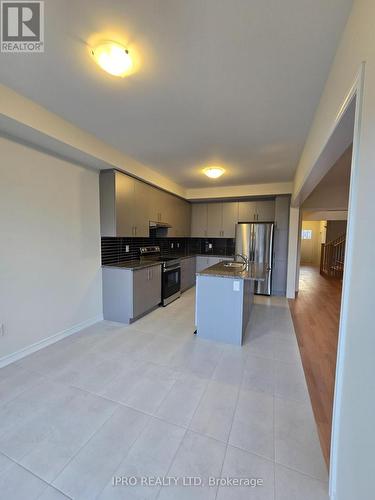 10 Capton Street, Brantford, ON - Indoor Photo Showing Kitchen