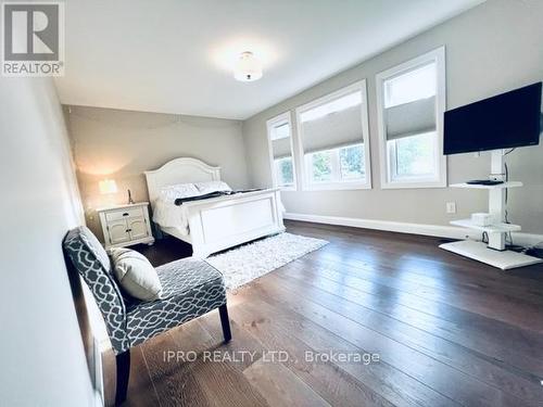 6 Edgecombe Terrace, Springwater, ON - Indoor Photo Showing Other Room