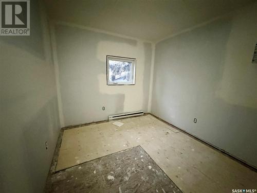 104 4Th Avenue E, Maidstone, SK - Indoor Photo Showing Other Room