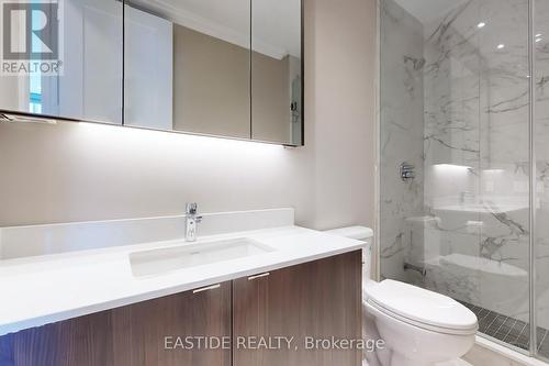 Sph09 - 1 Edgewater Drive, Toronto, ON - Indoor Photo Showing Bathroom