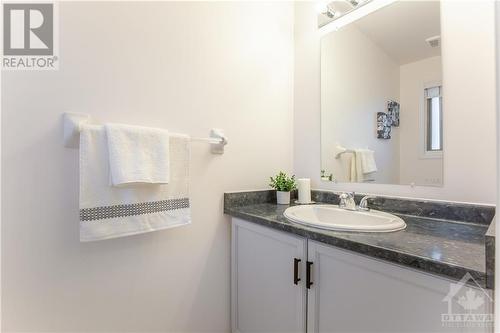 Powder Room - 1 Furlong Crescent, Ottawa, ON - Indoor Photo Showing Bathroom
