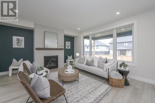 1902 Fountain Grass Drive, London, ON - Indoor Photo Showing Living Room With Fireplace