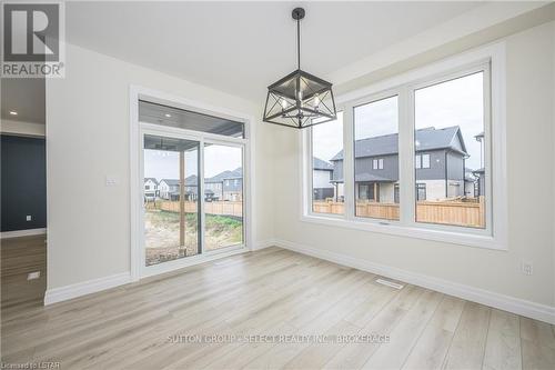 1902 Fountain Grass Drive, London, ON - Indoor Photo Showing Other Room