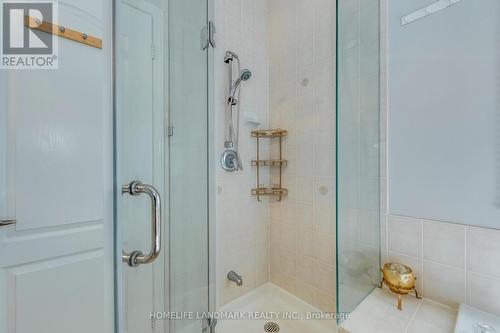 2038 Blue Jay Blvd, Oakville, ON - Indoor Photo Showing Bathroom