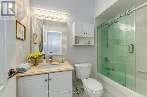 2038 Blue Jay Blvd, Oakville, ON - Indoor Photo Showing Bathroom