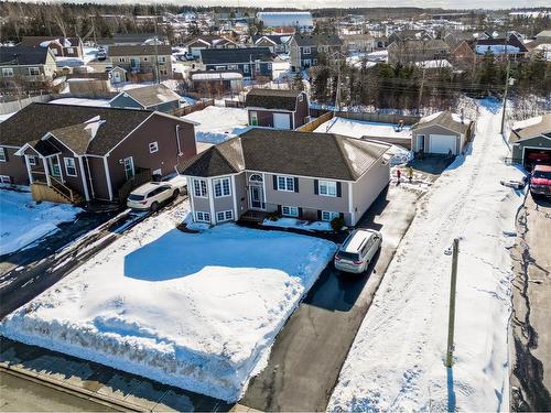 27 Henley Street, Gander, NL 