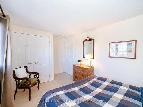 47 Goldgate Cres, Orangeville, ON - Indoor Photo Showing Bedroom