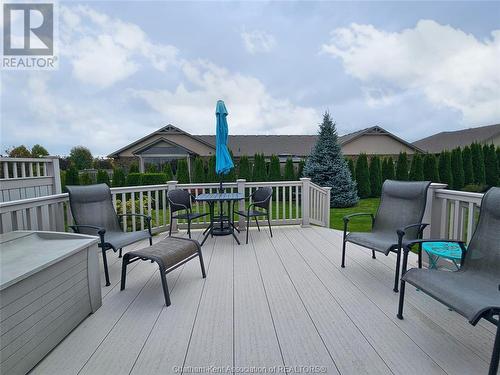 104 Cottage Place, Chatham, ON - Outdoor With Deck Patio Veranda With Exterior