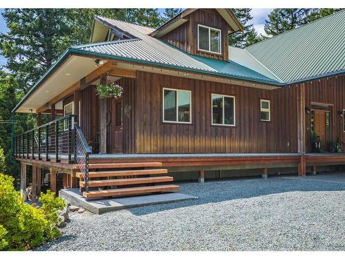 3475 Henry Rd, Chemainus, BC - Outdoor With Deck Patio Veranda