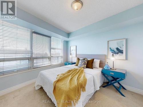 #528 -25 Greenview Ave, Toronto, ON - Indoor Photo Showing Bedroom