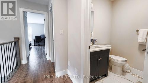 150 Sycamore Street, Blue Mountains, ON - Indoor Photo Showing Bathroom