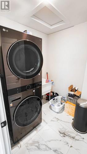 150 Sycamore Street, Blue Mountains, ON - Indoor Photo Showing Laundry Room