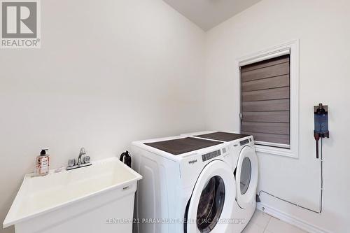 1541 Prentice Road, Innisfil, ON - Indoor Photo Showing Laundry Room