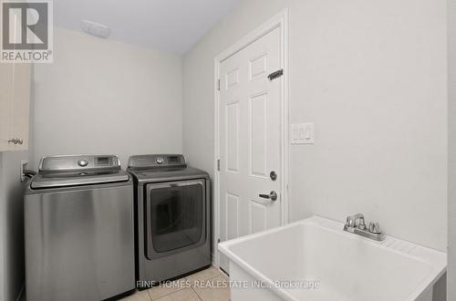 #Upper -2045 Allison St, Innisfil, ON - Indoor Photo Showing Laundry Room