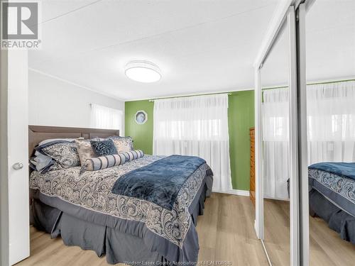 11 Maple, Mcgregor, ON - Indoor Photo Showing Bedroom
