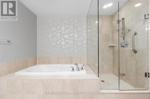 507 - 9 Burnhamthorpe Crescent, Toronto, ON - Indoor Photo Showing Bathroom