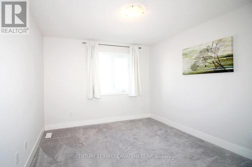 62 - 2070 Meadowgate Boulevard, London, ON - Indoor Photo Showing Other Room