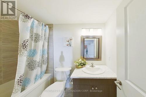 62 - 2070 Meadowgate Boulevard, London, ON - Indoor Photo Showing Bathroom