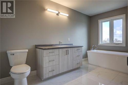 143 Landreville Drive, Sudbury, ON - Indoor Photo Showing Bathroom
