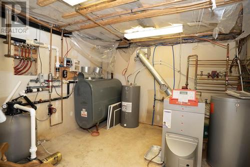 6 North Side Crescent, Clarke'S Beach, NL - Indoor Photo Showing Basement