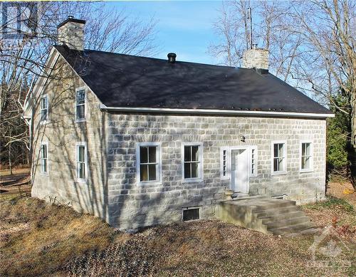 4579 Whittaker Road, Williamsburg, ON - Outdoor