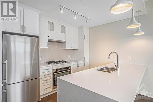 570 De Mazenod Avenue Unit#611, Ottawa, ON - Indoor Photo Showing Kitchen With Stainless Steel Kitchen With Double Sink With Upgraded Kitchen