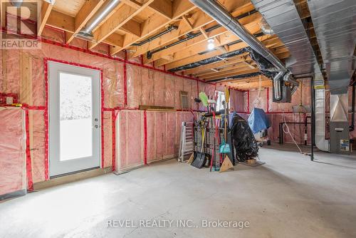 7 Pigeonview Street, Kawartha Lakes, ON - Indoor Photo Showing Basement