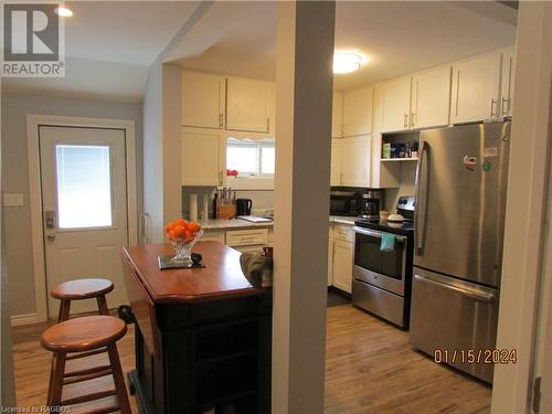 376 26Th Street W, Owen Sound, ON - Indoor Photo Showing Kitchen