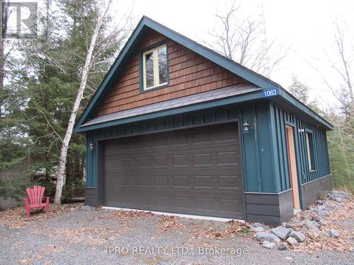 1063 Lakeview Rd, Muskoka Lakes, ON - Outdoor