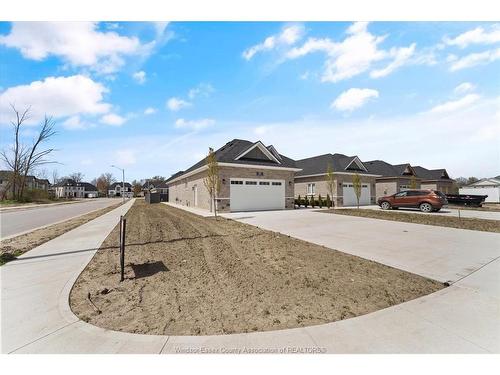 81 Belleview Drive, Kingsville, ON 