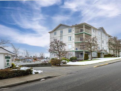 216-4971 Songbird Pl, Nanaimo, BC - Outdoor