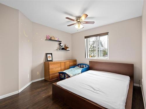 216-4971 Songbird Pl, Nanaimo, BC - Indoor Photo Showing Bedroom