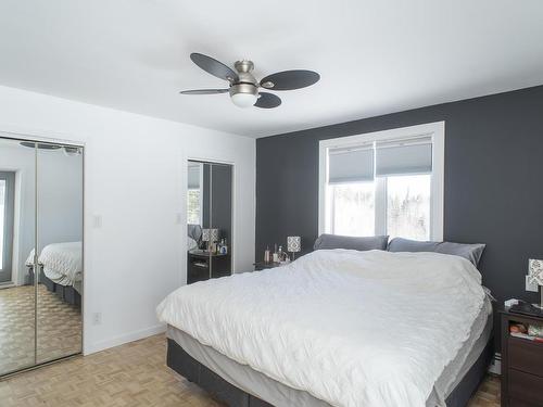140 Olmala Road, Gorham Township, ON - Indoor Photo Showing Bedroom