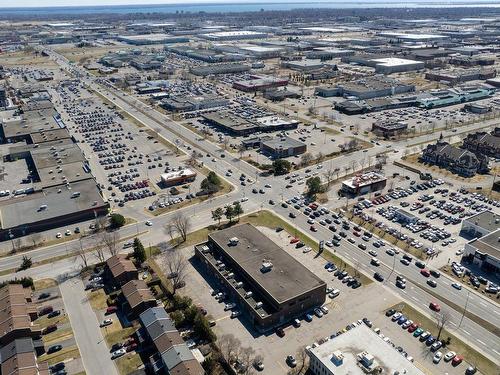 Aerial photo - 212-3633 Boul. Des Sources, Dollard-Des-Ormeaux, QC - Outdoor With View