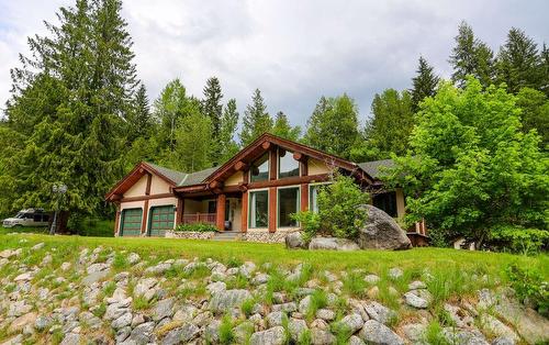 6511 Sproule Creek Road, Nelson, BC - Outdoor