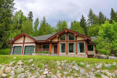 6511 Sproule Creek Road, Nelson, BC - Outdoor With Deck Patio Veranda With Facade