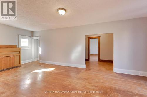 Main - 76 Toronto Street, Barrie, ON - Indoor Photo Showing Other Room