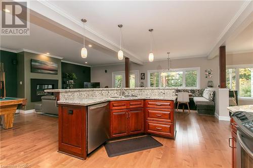 51 Grouse Drive, South Bruce Peninsula, ON - Indoor Photo Showing Kitchen With Upgraded Kitchen