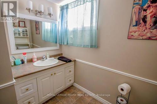 1 Hopkins Rd, Kawartha Lakes, ON - Indoor Photo Showing Bathroom