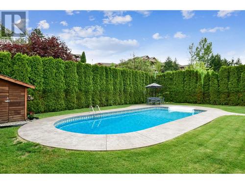 2502 Selkirk Drive, Kelowna, BC - Outdoor With In Ground Pool With Backyard
