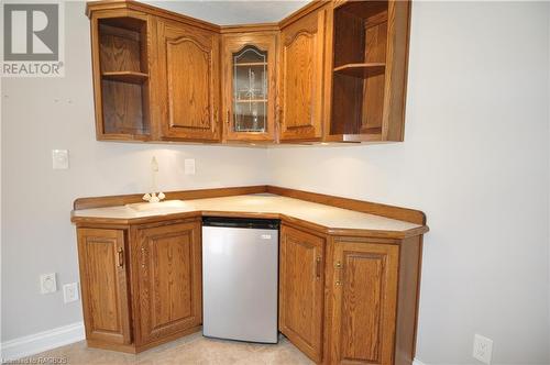 Wet Bar - 345 Beechwood Drive, Georgian Bluffs, ON - Indoor Photo Showing Other Room