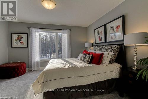 #32 -2262 Southport Cres, London, ON - Indoor Photo Showing Bedroom