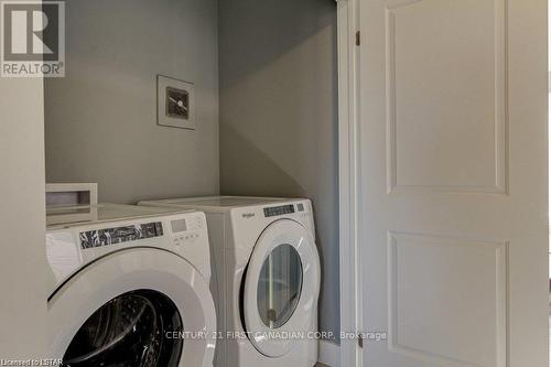 #32 -2262 Southport Cres, London, ON - Indoor Photo Showing Laundry Room