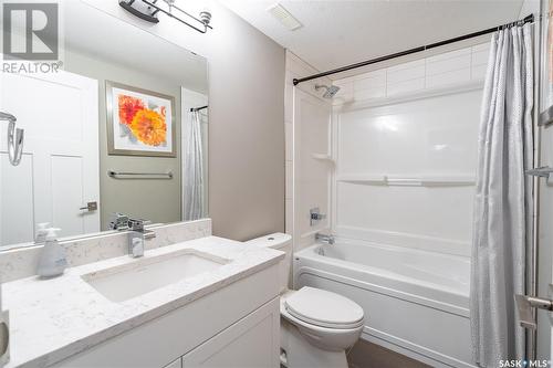 310 Secord Way, Saskatoon, SK - Indoor Photo Showing Bathroom