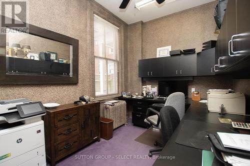 554 Waterloo Street, London, ON - Indoor Photo Showing Office