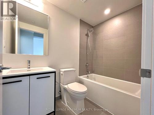 1208 - 385 Winston Road, Grimsby, ON - Indoor Photo Showing Bathroom