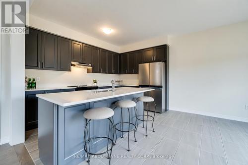 7 Ford St, Brant, ON - Indoor Photo Showing Kitchen